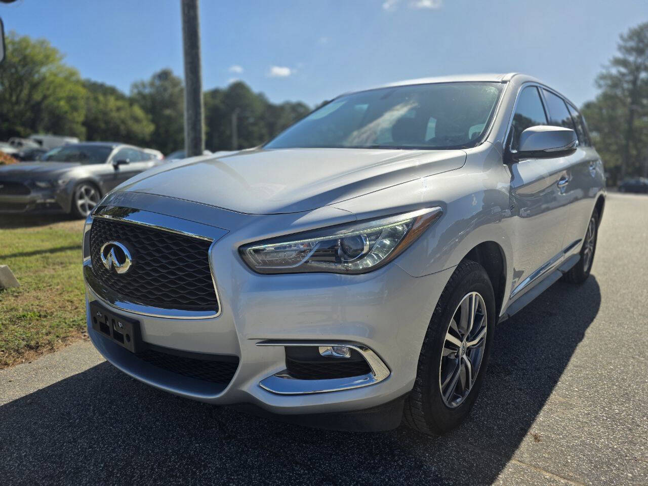 2018 Infiniti QX60 Base photo 3