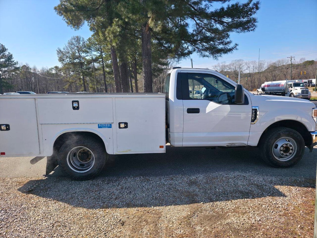Used 2021 Ford F-350 Super Duty XL 4x2 2dr Regular Cab 145 in. WB DRW Chassis Chassis