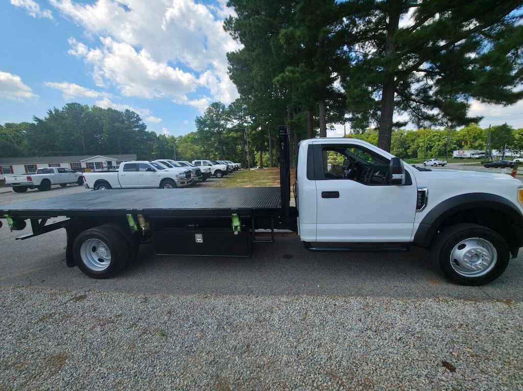 Used 2017 Ford F-550 Super Duty 4X4 2dr Regular Cab 145.3 205.3 in. WB Chassis