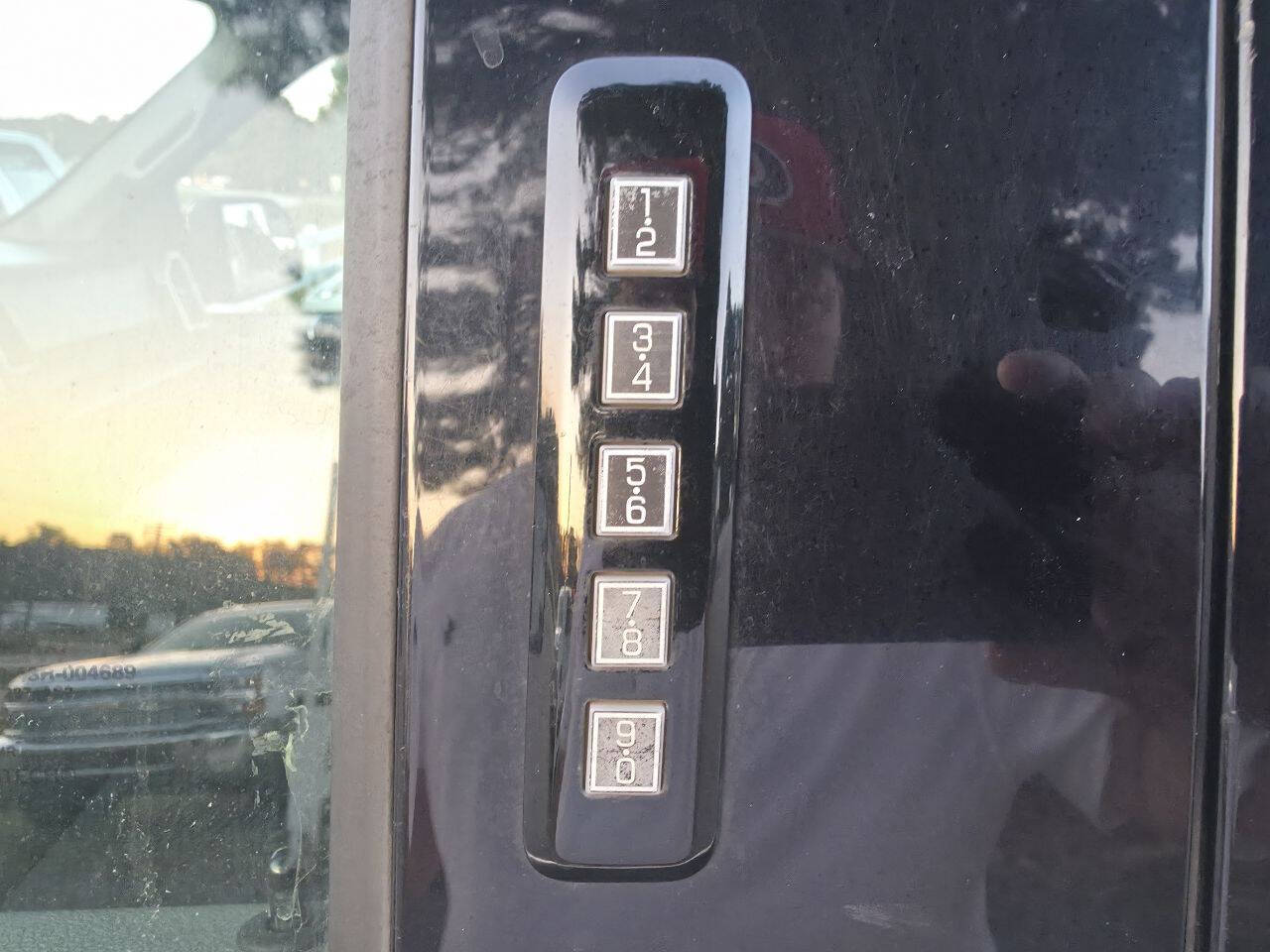 2019 Ford F-150 XLT photo 3