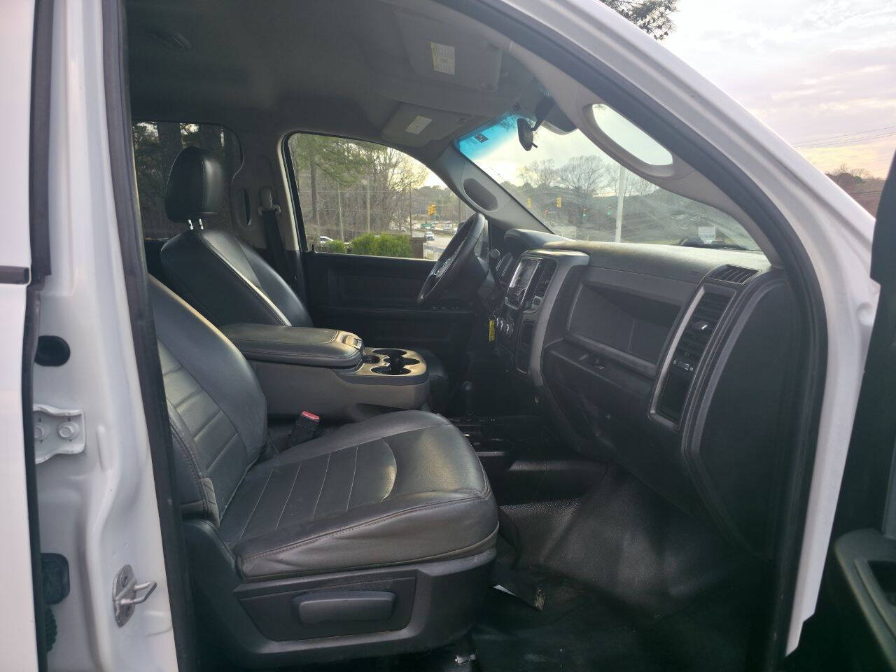 2013 RAM Ram 2500 Pickup Tradesman - Photo 17