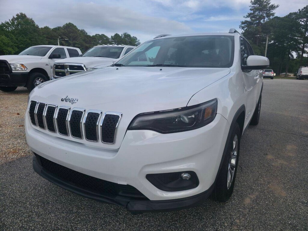 Used 2019 Jeep Cherokee Latitude Plus 4dr SUV SUV