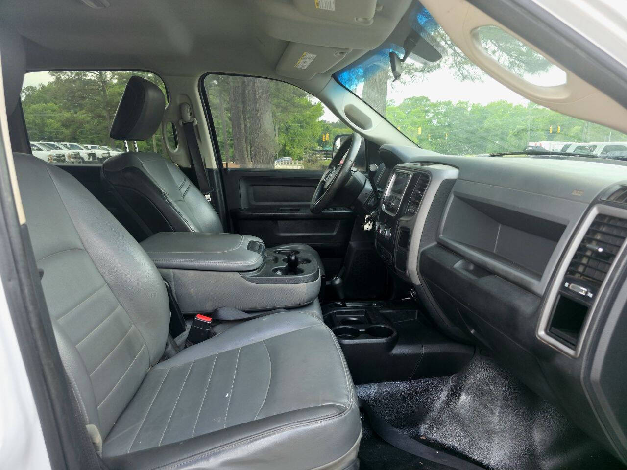 2017 RAM Ram 3500 Chassis Cab Tradesman - Photo 20