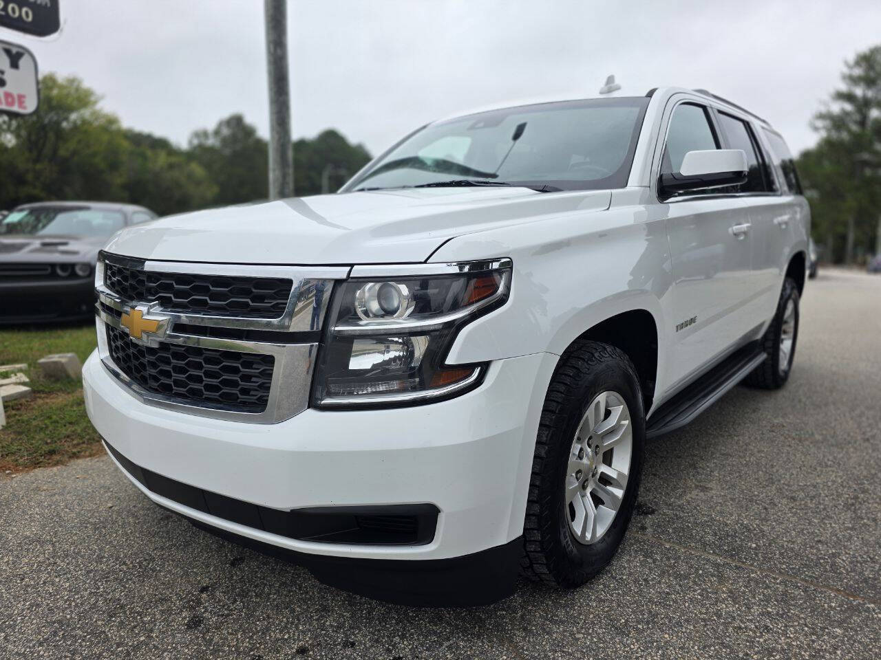 2018 Chevrolet Tahoe LT photo 4