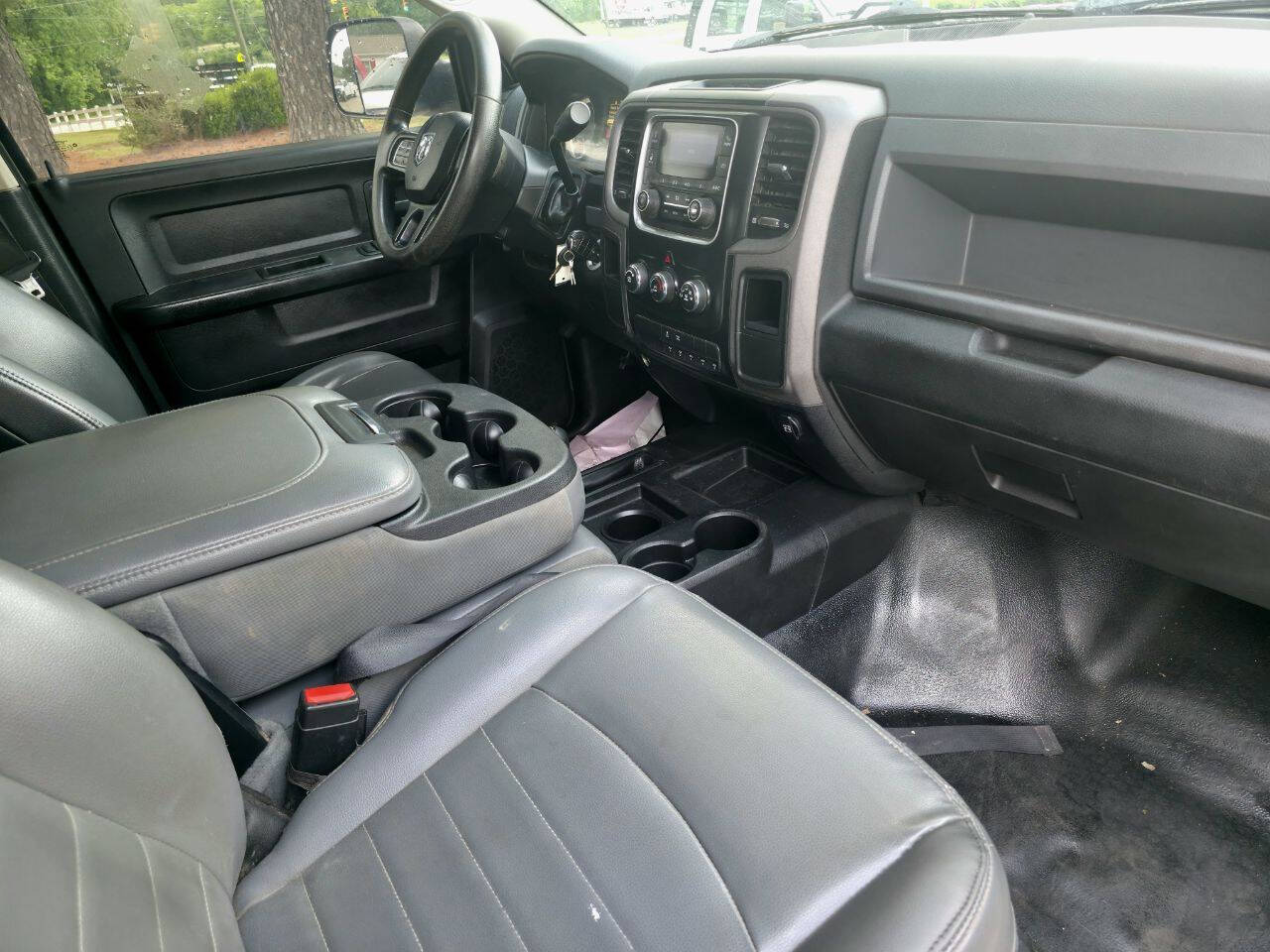 2017 RAM Ram 3500 Chassis Cab Tradesman - Photo 22