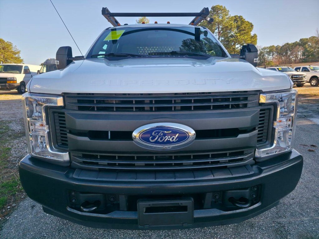 Used 2019 Ford F-250 Super Duty XL 4x2 4dr Crew Cab 6.8 ft. SB Pickup Pickup Truck