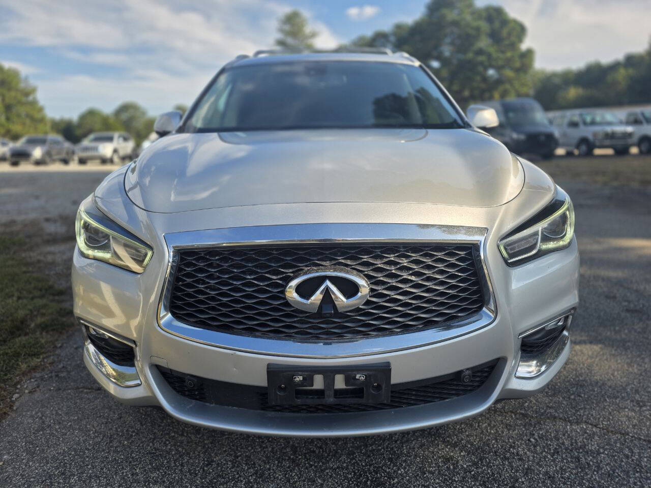 2017 Infiniti QX60 Base photo 3