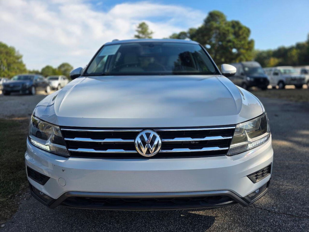 Used 2018 Volkswagen Tiguan 2.0T SEL 4dr SUV SUV