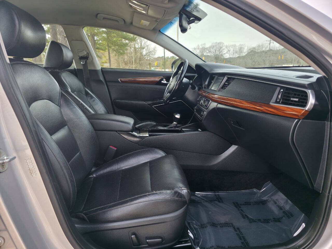 2017 Kia Cadenza Premium - Photo 17