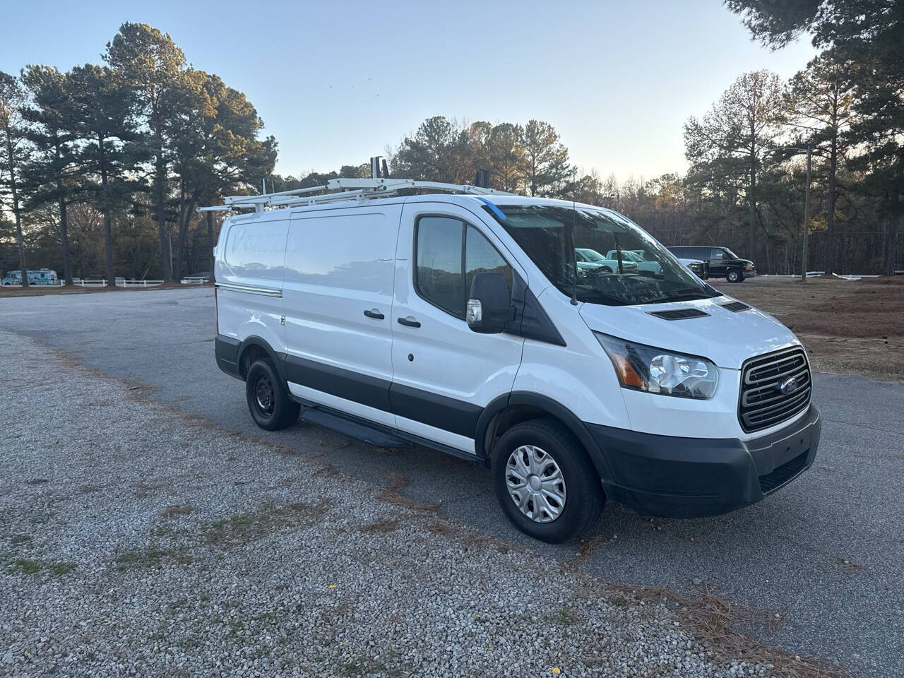 2019 Ford Transit Cargo Van Passenger photo 4