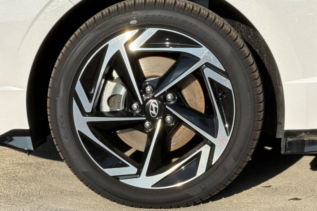 2026 Hyundai Sonata SEL - Photo 30