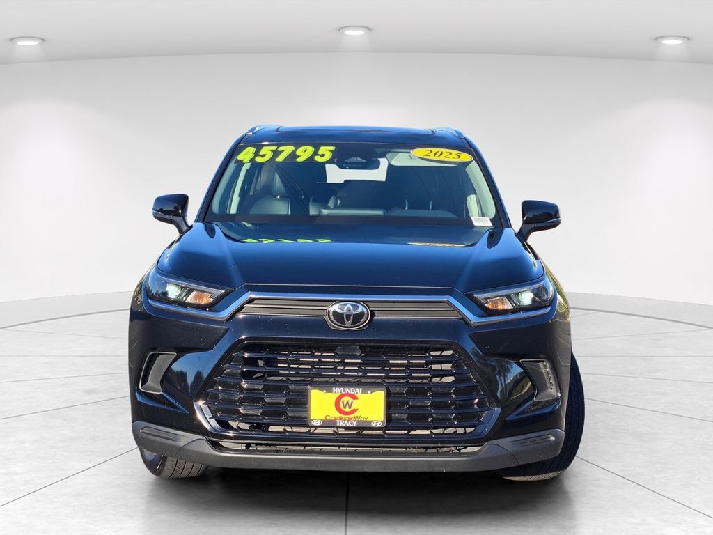 Used 2025 Toyota Grand Highlander XLE SUV