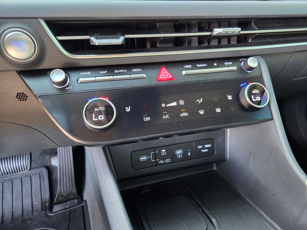 2025 Hyundai Sonata SEL - Photo 22