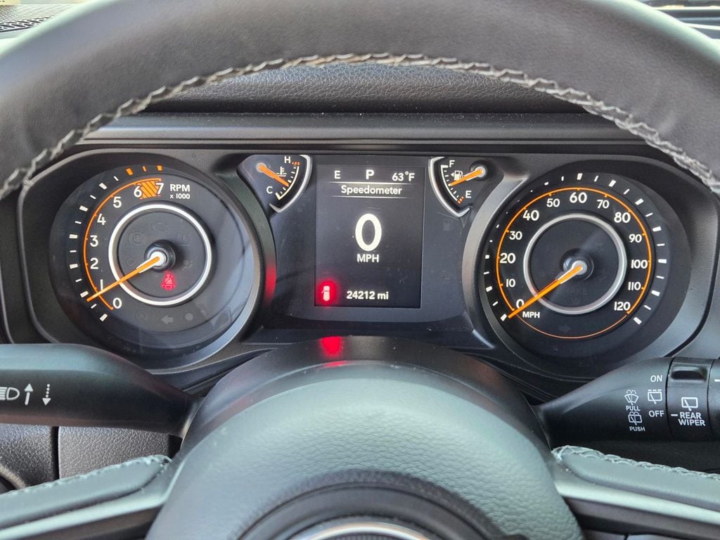 2025 Jeep Wrangler 4-Door Willys - Photo 25