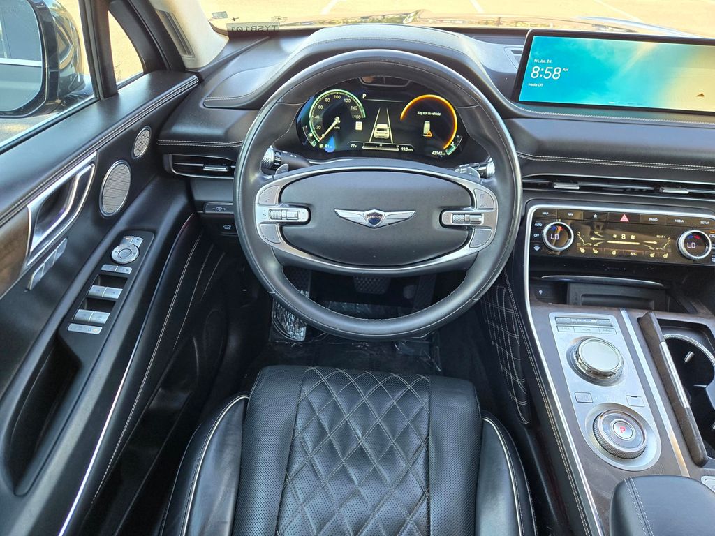 2024 GENESIS GV80 Standard - Photo 13