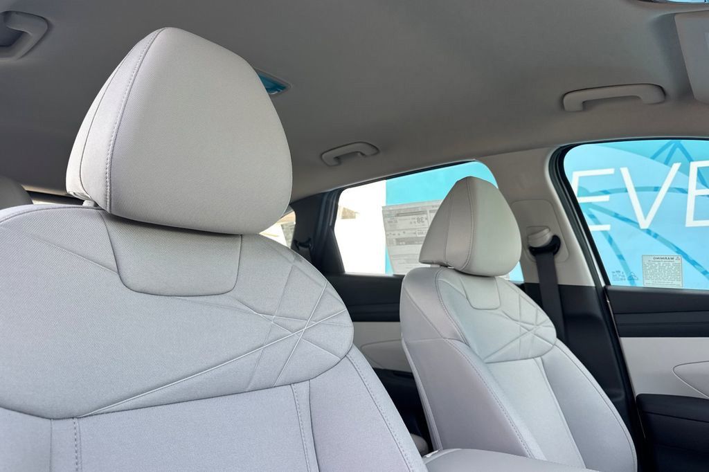 2026 Hyundai Tucson Blue SE - Photo 19