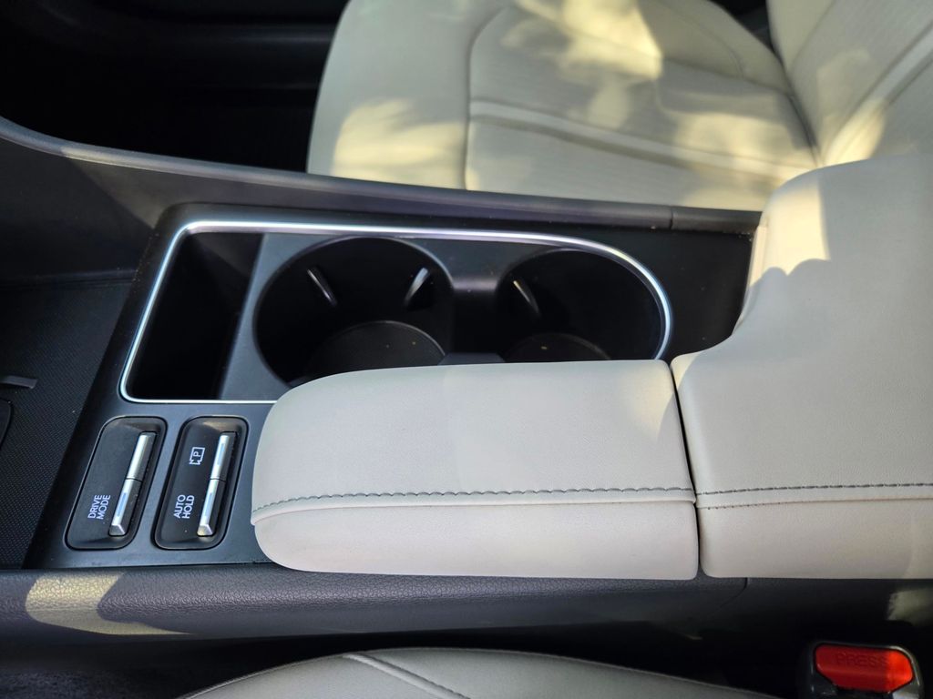2025 Hyundai Sonata SEL - Photo 23