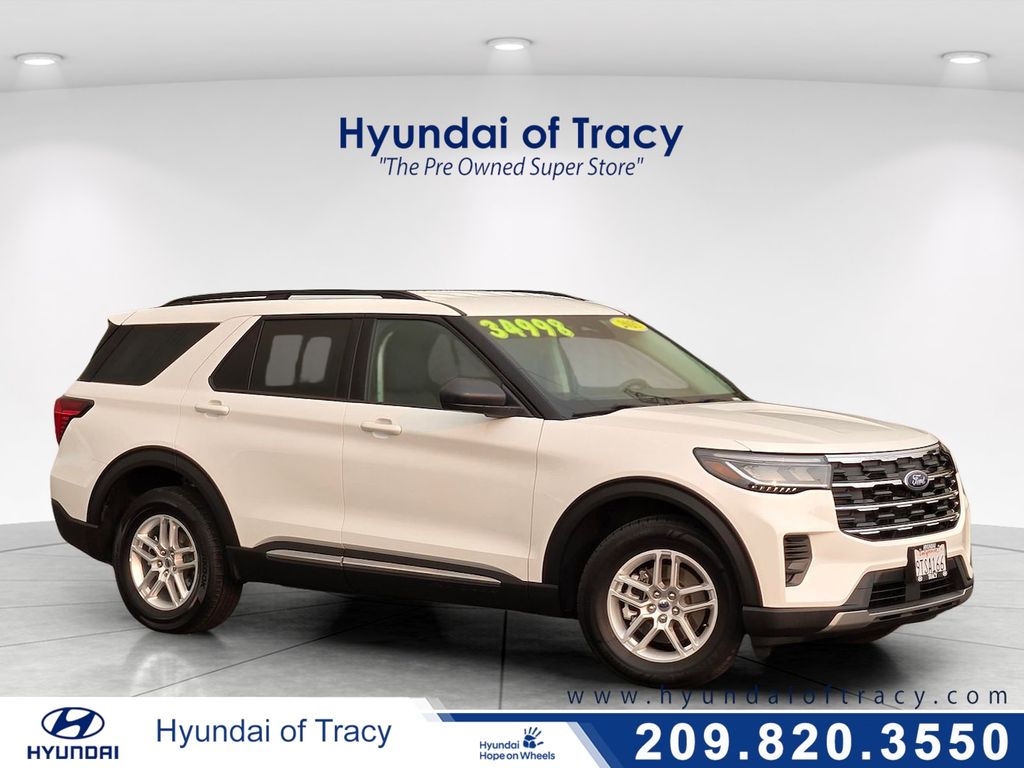 2025 Ford Explorer