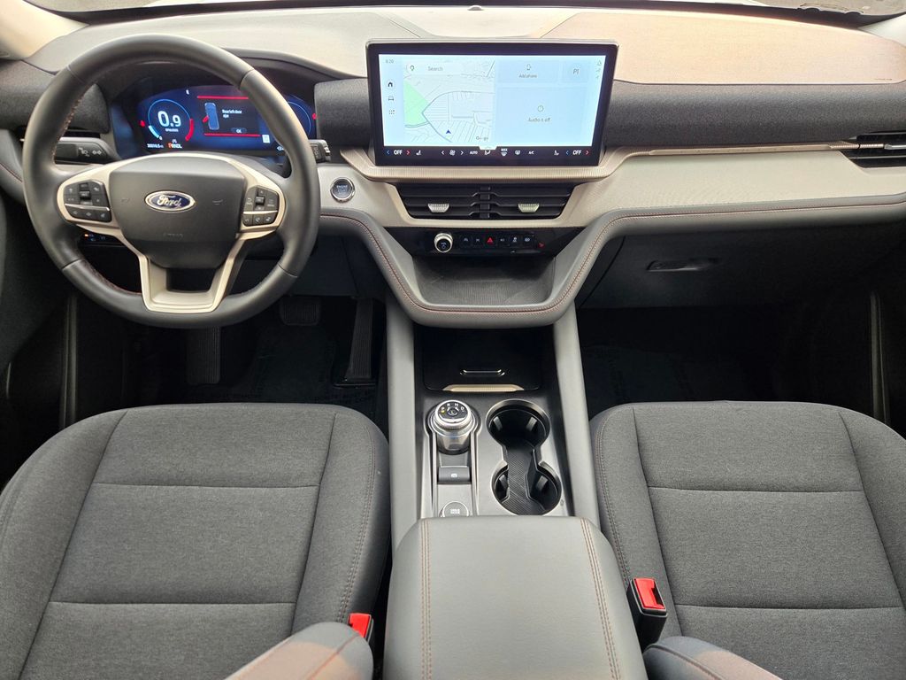2025 Ford Explorer Active - Photo 12