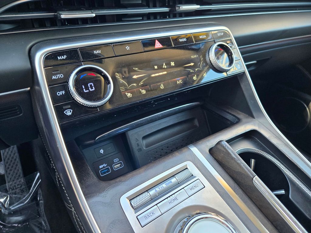 2024 GENESIS GV80 Standard - Photo 22