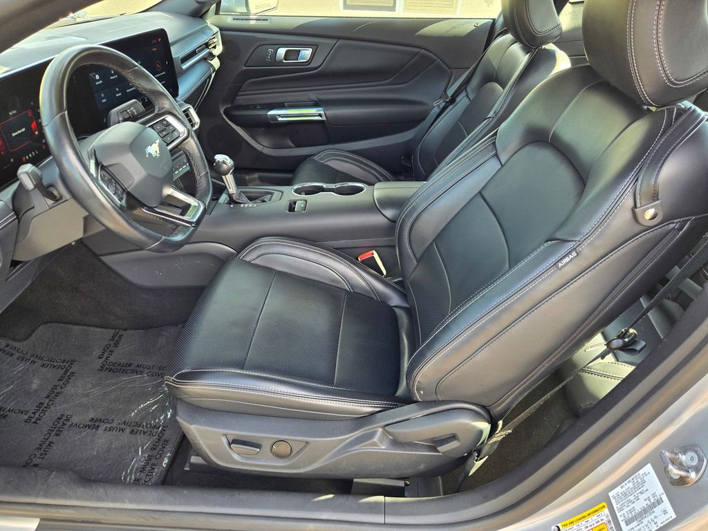 2025 Ford Mustang EcoBoost Premium - Photo 10