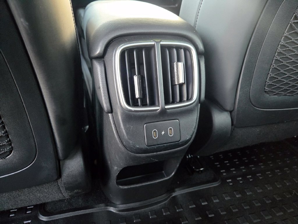 2023 Hyundai IONIQ 6 Limited - Photo 11