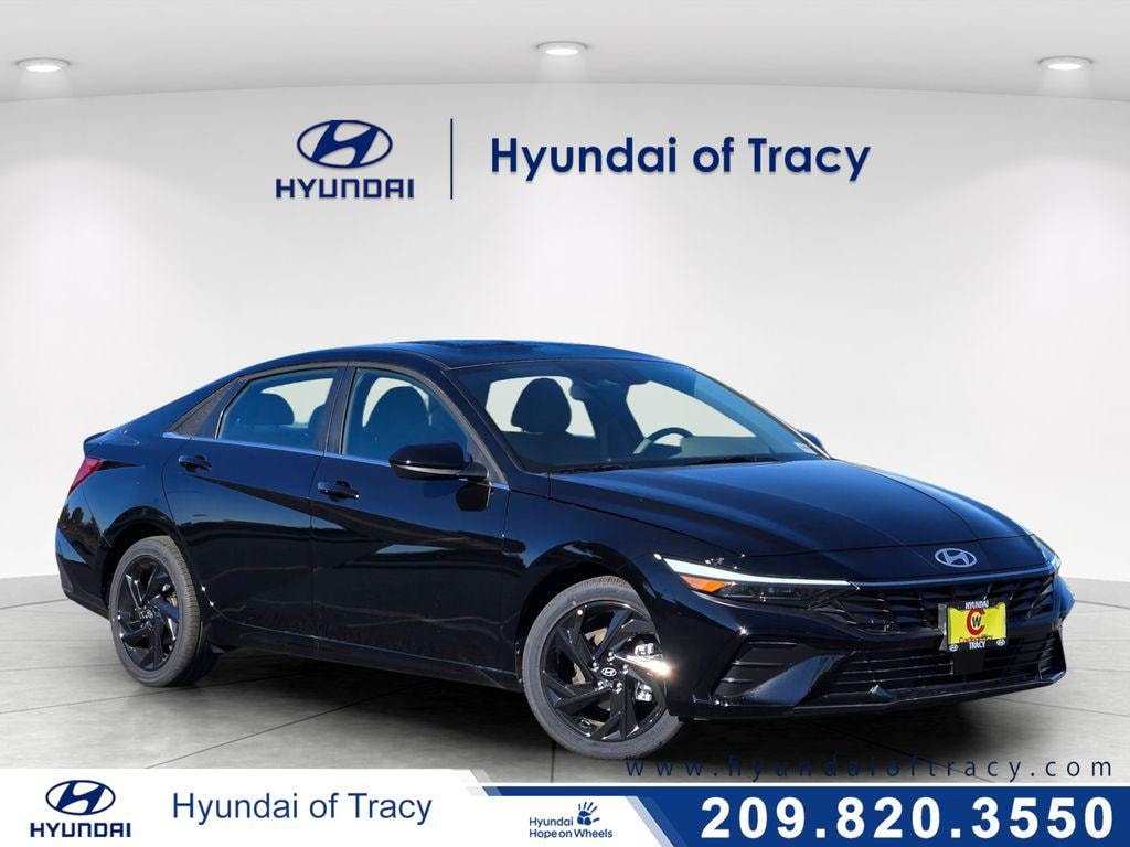 New 2026 Hyundai Elantra SEL Sport Sedan