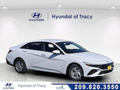 2026 Hyundai Elantra SE Sedan