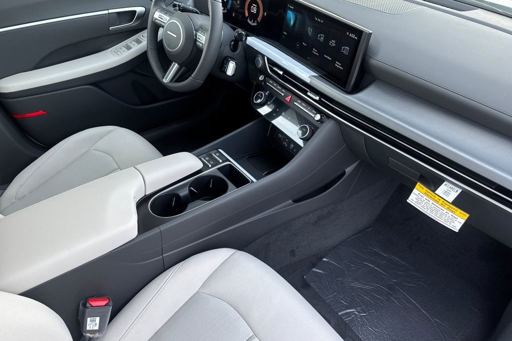 2026 Hyundai Sonata SEL - Photo 16
