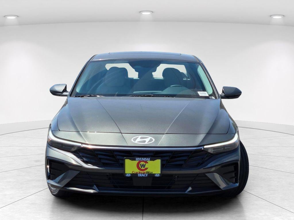 New 2026 Hyundai Elantra Hybrid Limited Sedan