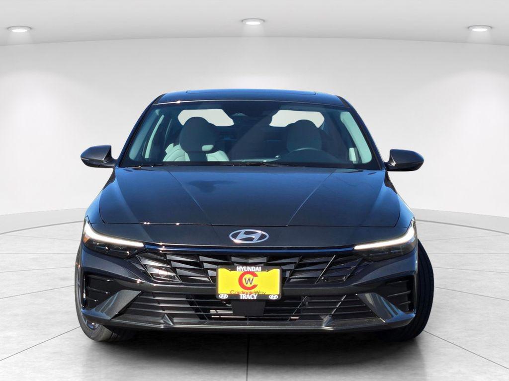 New 2026 Hyundai Elantra Hybrid Limited Sedan