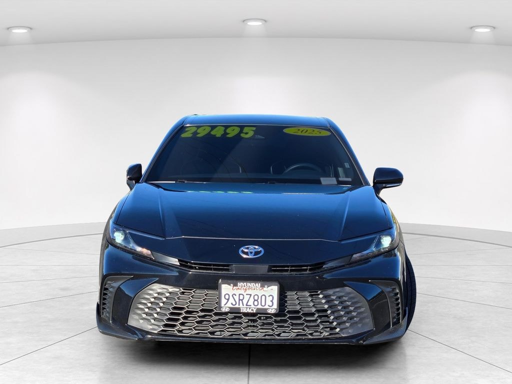 Used 2025 Toyota Camry SE Sedan