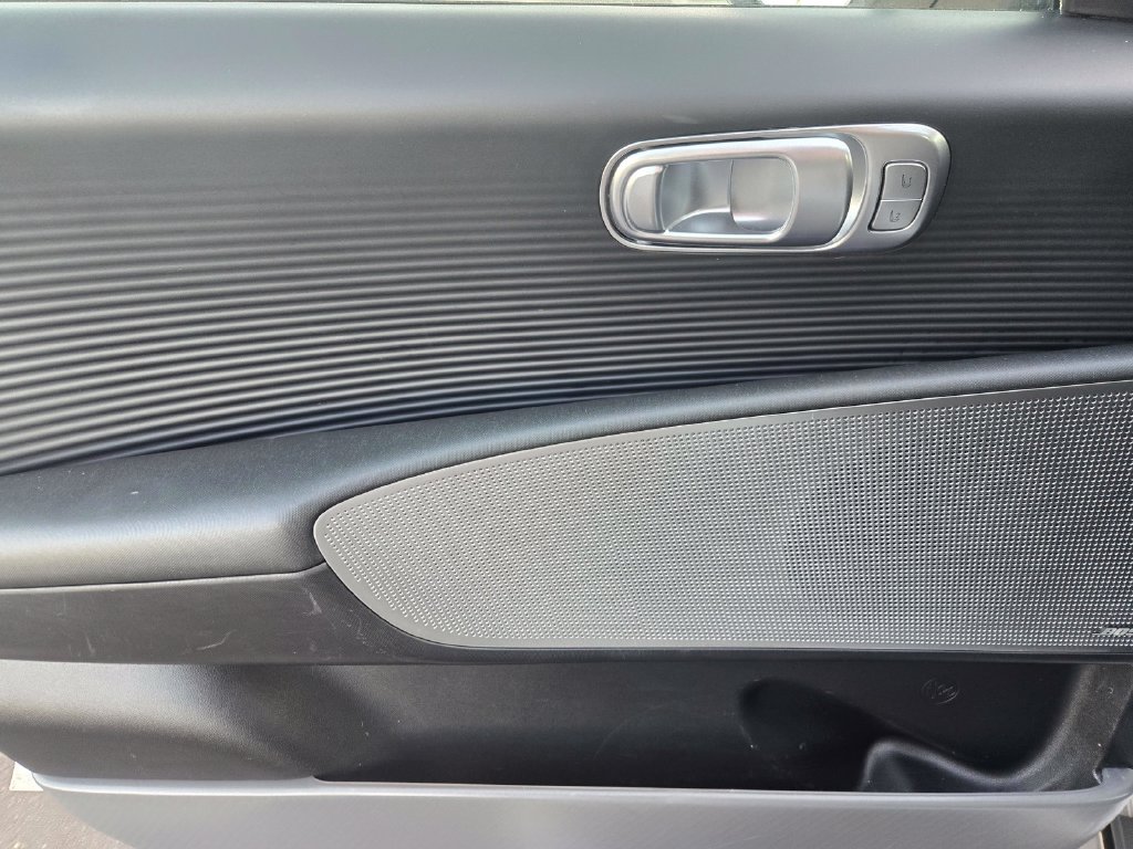 2023 Hyundai IONIQ 6 Limited - Photo 17