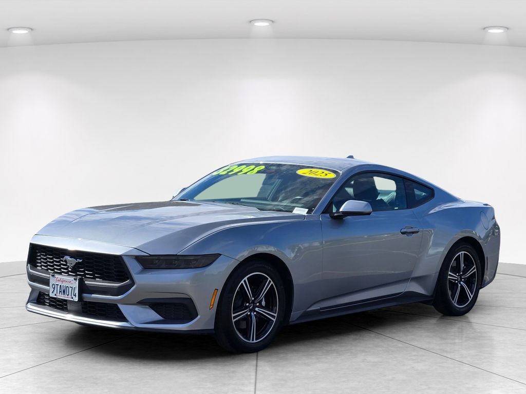 2025 Ford Mustang EcoBoost Premium - Photo 8