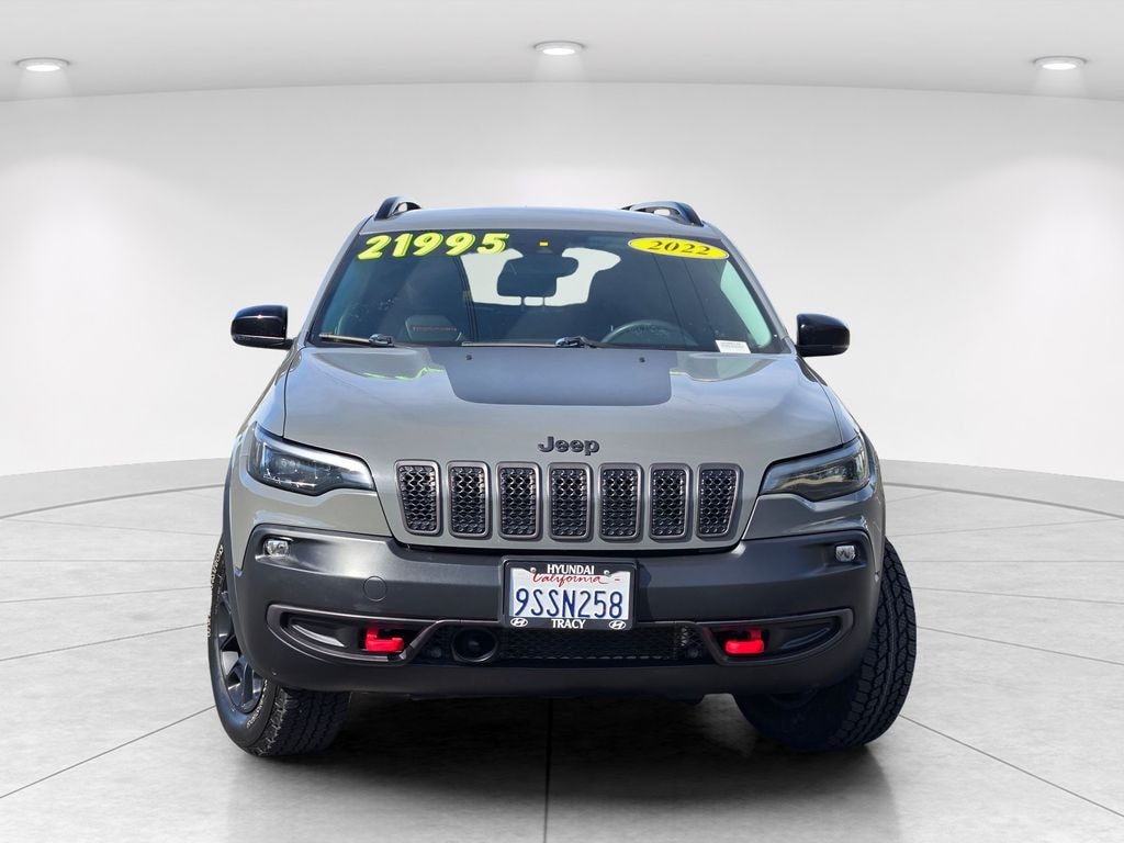 Used 2022 Jeep Cherokee Trailhawk SUV
