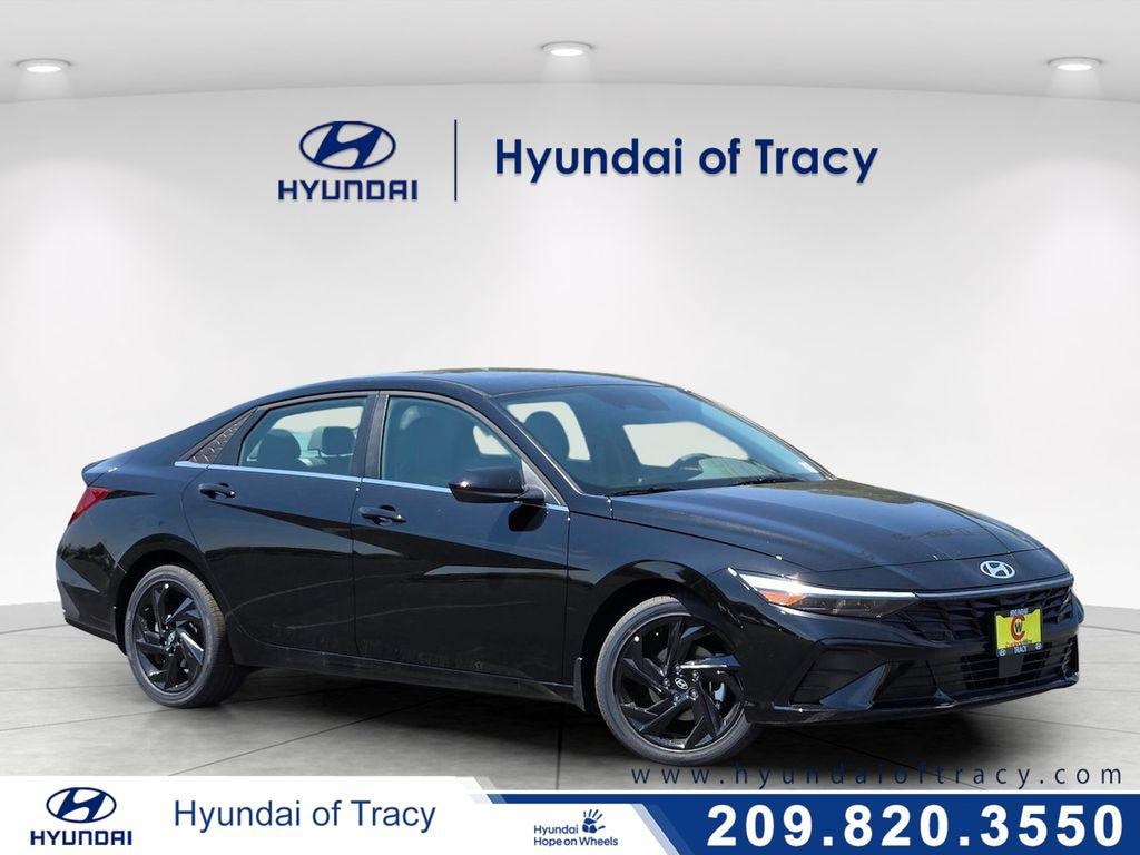 New 2026 Hyundai Elantra SEL Sport Sedan