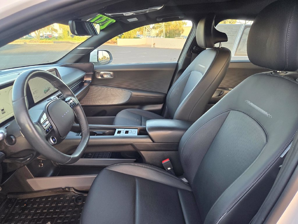 2023 Hyundai IONIQ 6 Limited - Photo 26