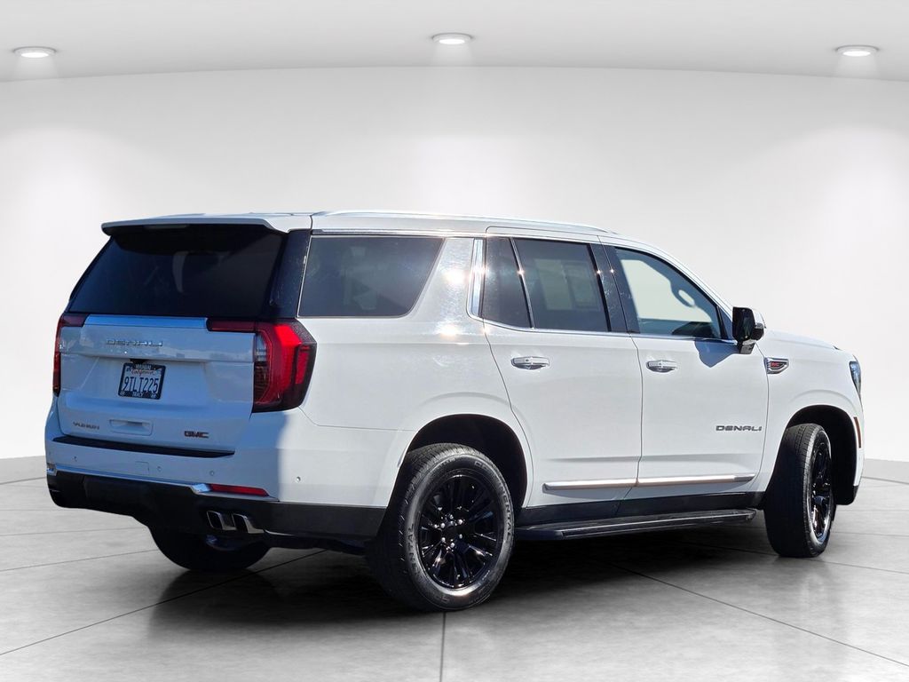2025 GMC Yukon Denali - Photo 4