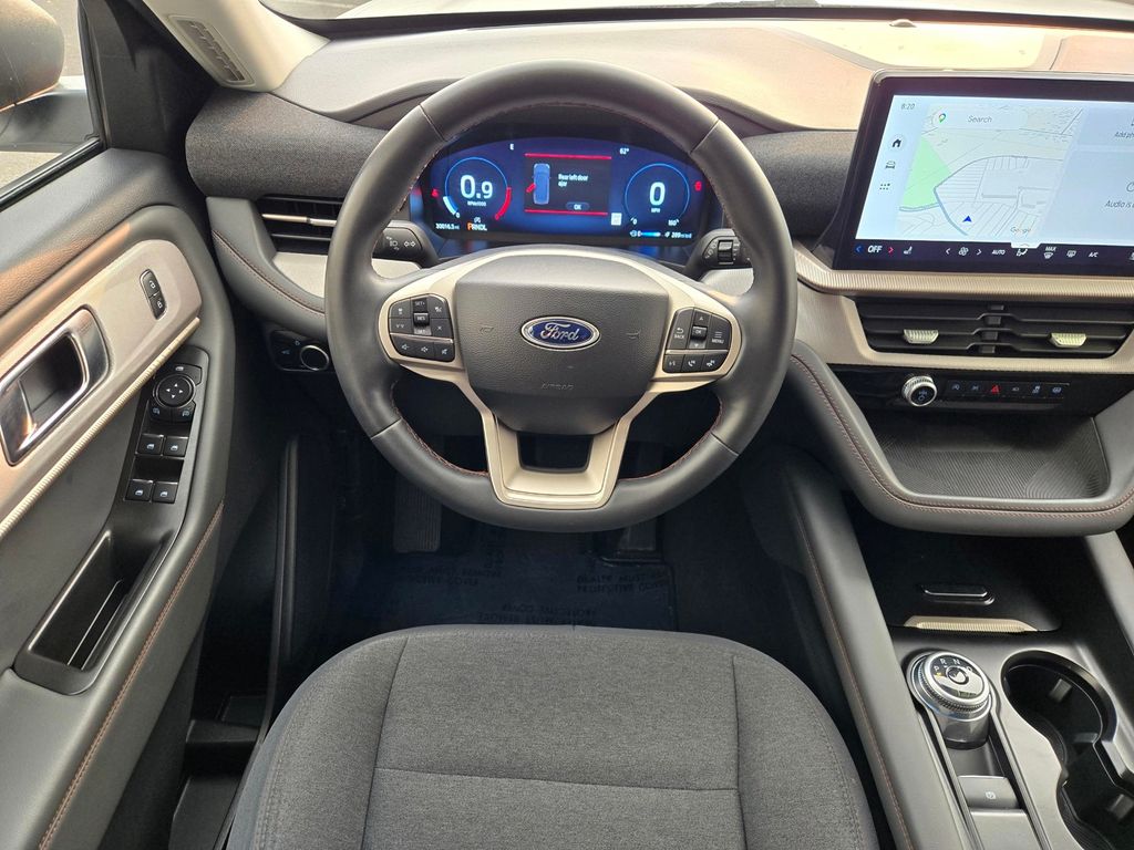 2025 Ford Explorer Active - Photo 13