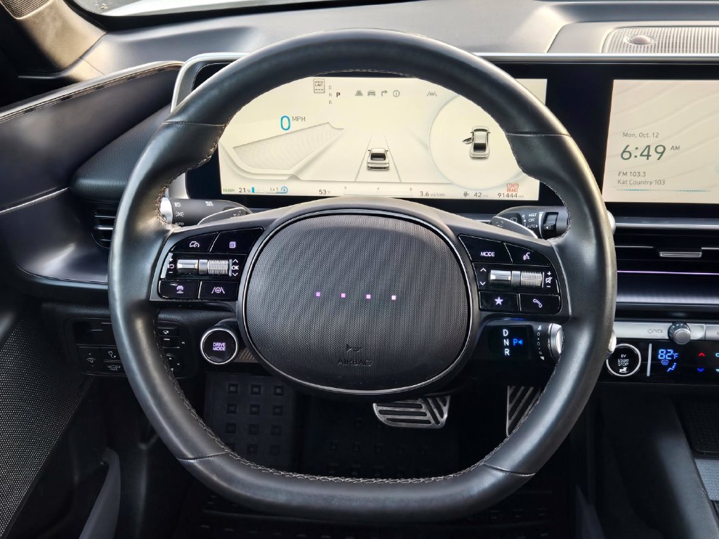 2023 Hyundai IONIQ 6 Limited - Photo 14