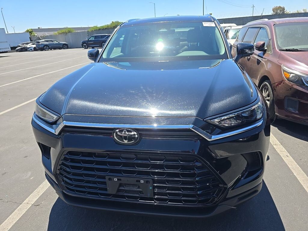 Used 2025 Toyota Grand Highlander XLE SUV