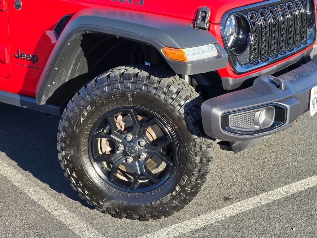 2025 Jeep Wrangler 4-Door Willys - Photo 9
