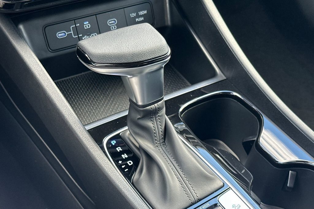 2026 Hyundai Santa Cruz SEL - Photo 17