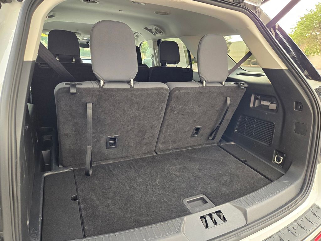 2025 Ford Explorer Active - Photo 26