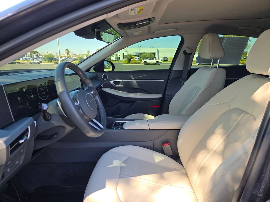 2025 Hyundai Sonata SEL - Photo 26