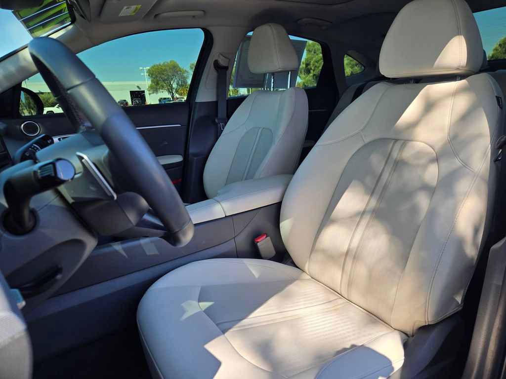 2025 Hyundai Sonata SEL - Photo 19