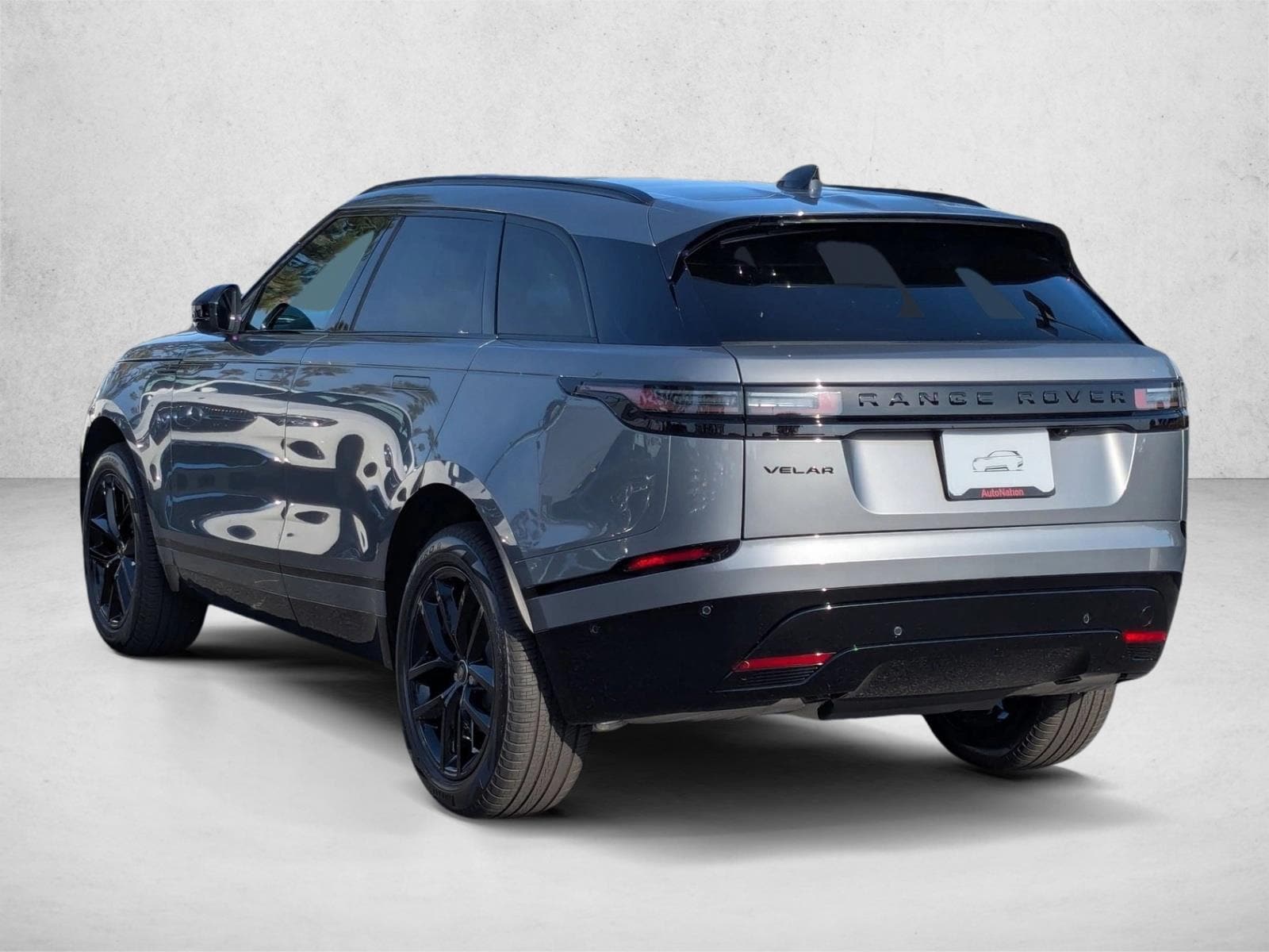2026 Land Rover Range Rover Velar Dynamic SE - Photo 9