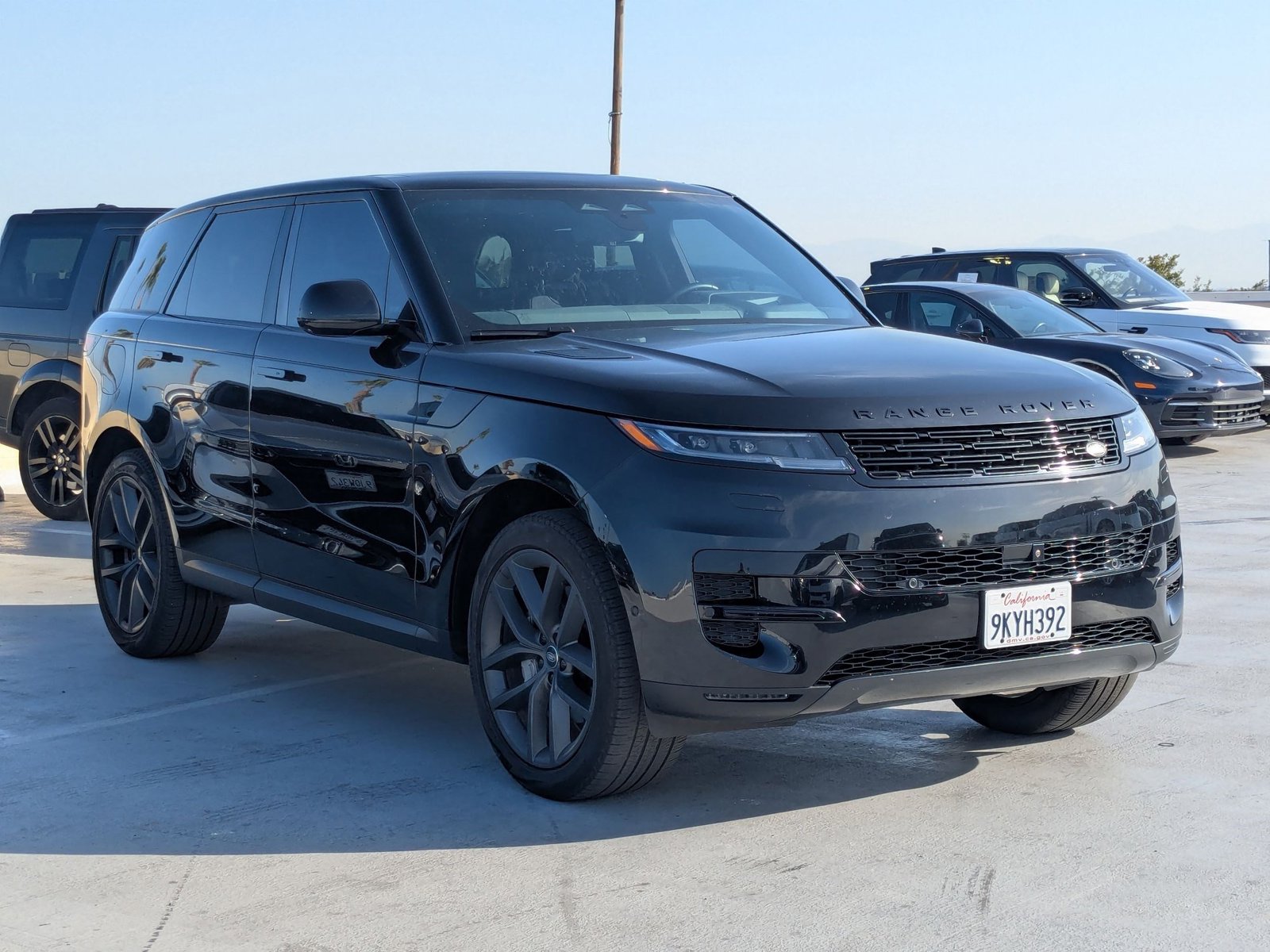 2024 Land Rover Range Rover Sport SE photo 3