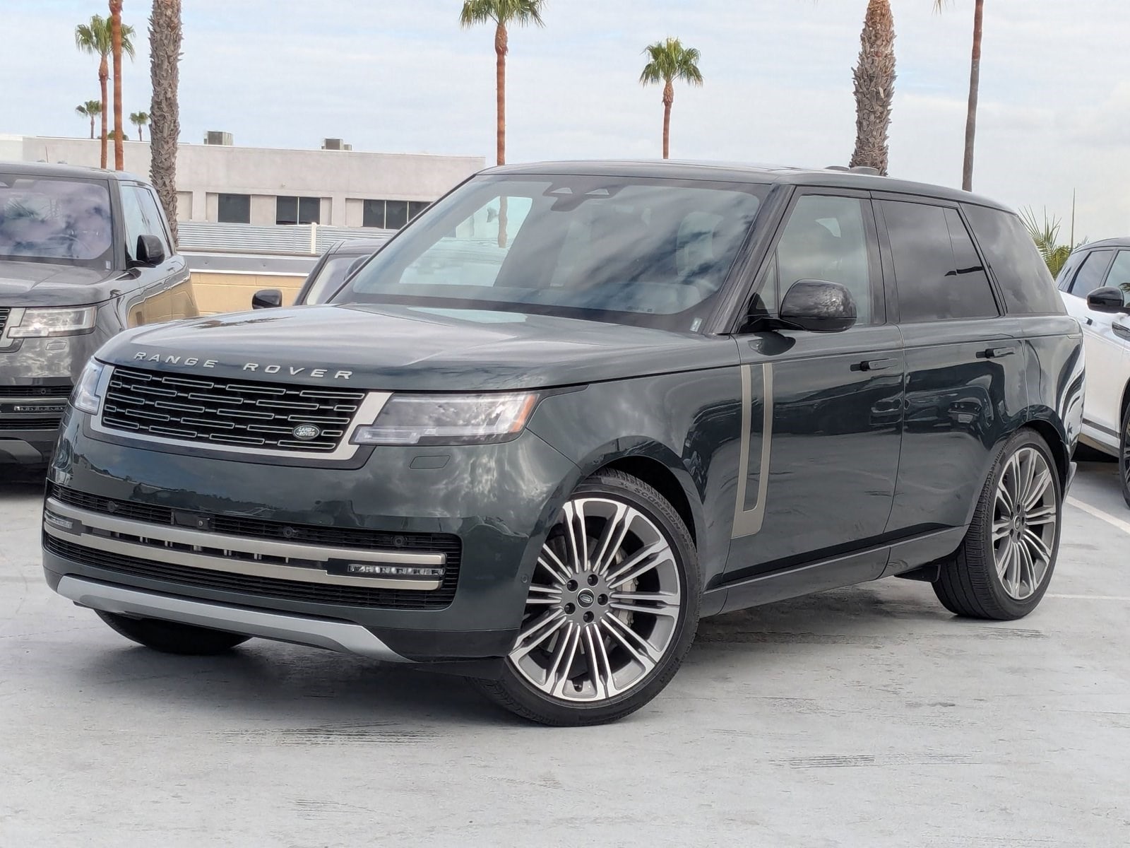 2025 Land Rover Range Rover 3.0 SE SWB's photo