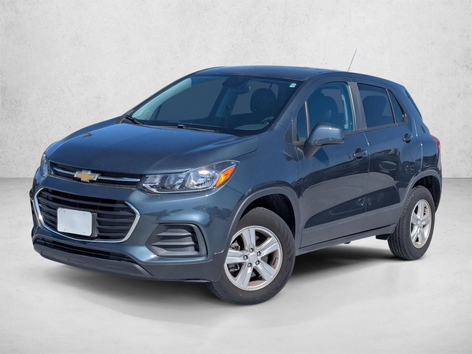 2022 Chevrolet Trax LS AWD's photo